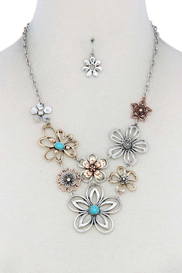 Metal Flower Necklace