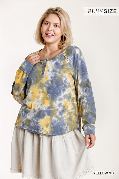 Tie-dye Button Front Long Raglan Sleeve Top With Raw Hem