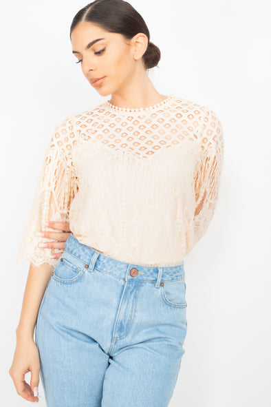 Mock 3/4 Sleeves Lace Designed Top